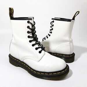 Dr. Martens 1460 White Smooth Leather Lace Up Boots 6 Y2k Grunge 90s Streetwear